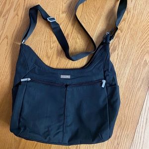 Baggallini Cargo Bagg